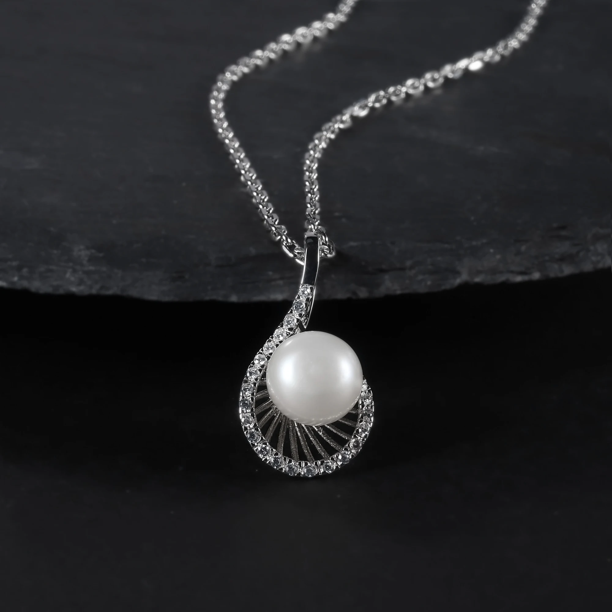 GEM'S BALLET Pearl Necklace 6.3TCW 10mm White Nautral Fresh-water Pearl Pendant Necklace in 925 Sterling Silver Gift For Her