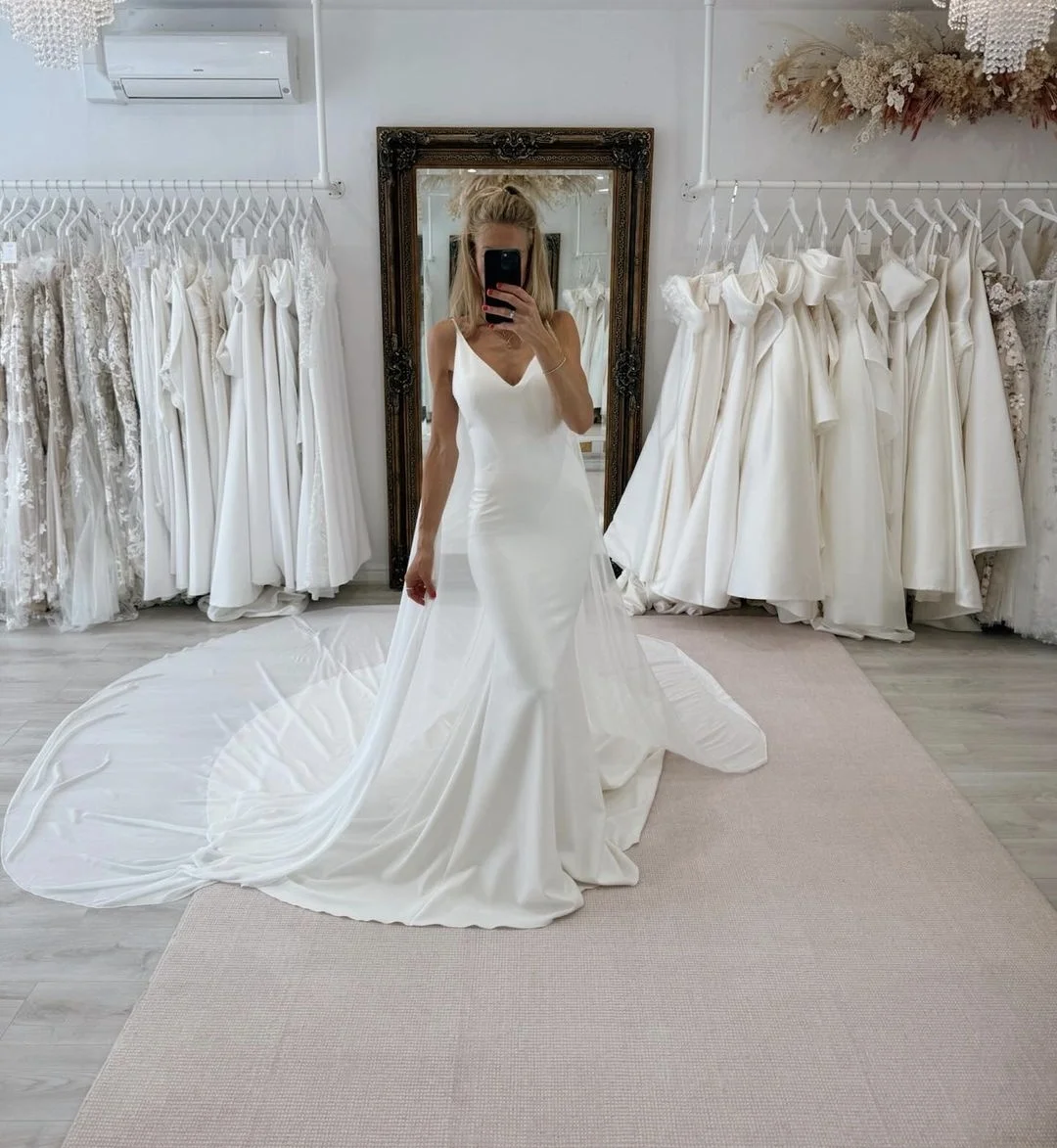 Customize To Measures Halter Wedding Dress with Detachable Skirt Spaghtti Strap For Women Bridal Gowns Backless Stunning Court