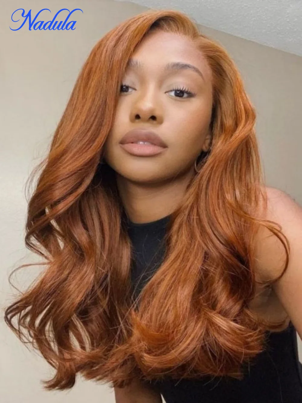 Nadula 13x4 Pre-Everything ™   Wig Lace Frontal Copper Brown dengan Belahan Samping, Gelombang Longgar Bertingkat, Model Feathered, Siap Pakai dengan Tali Serut