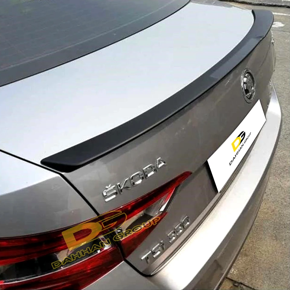 Skoda SuperB MK3 2015 - up M4 F80 vRS Style Boot posteriore tronco Spoiler ala superficie grezza o verniciata plastica ABS di alta qualità