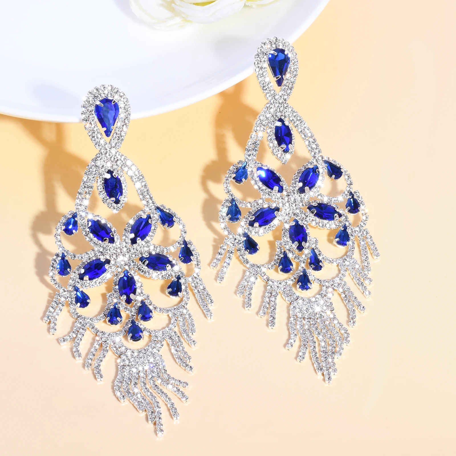 1pair Exaggerated Fashion Blue Rhinestone Fringe Design Long Earrings For Wedding & Party Wear By Women