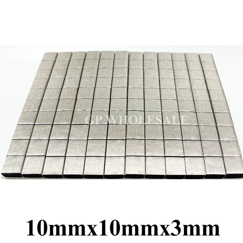 160Pcs 10x10x3mm Conductive Fabric Foam Gasket Pad with Conductive Adhesive for Laptop LCD Screen Monitor Repair