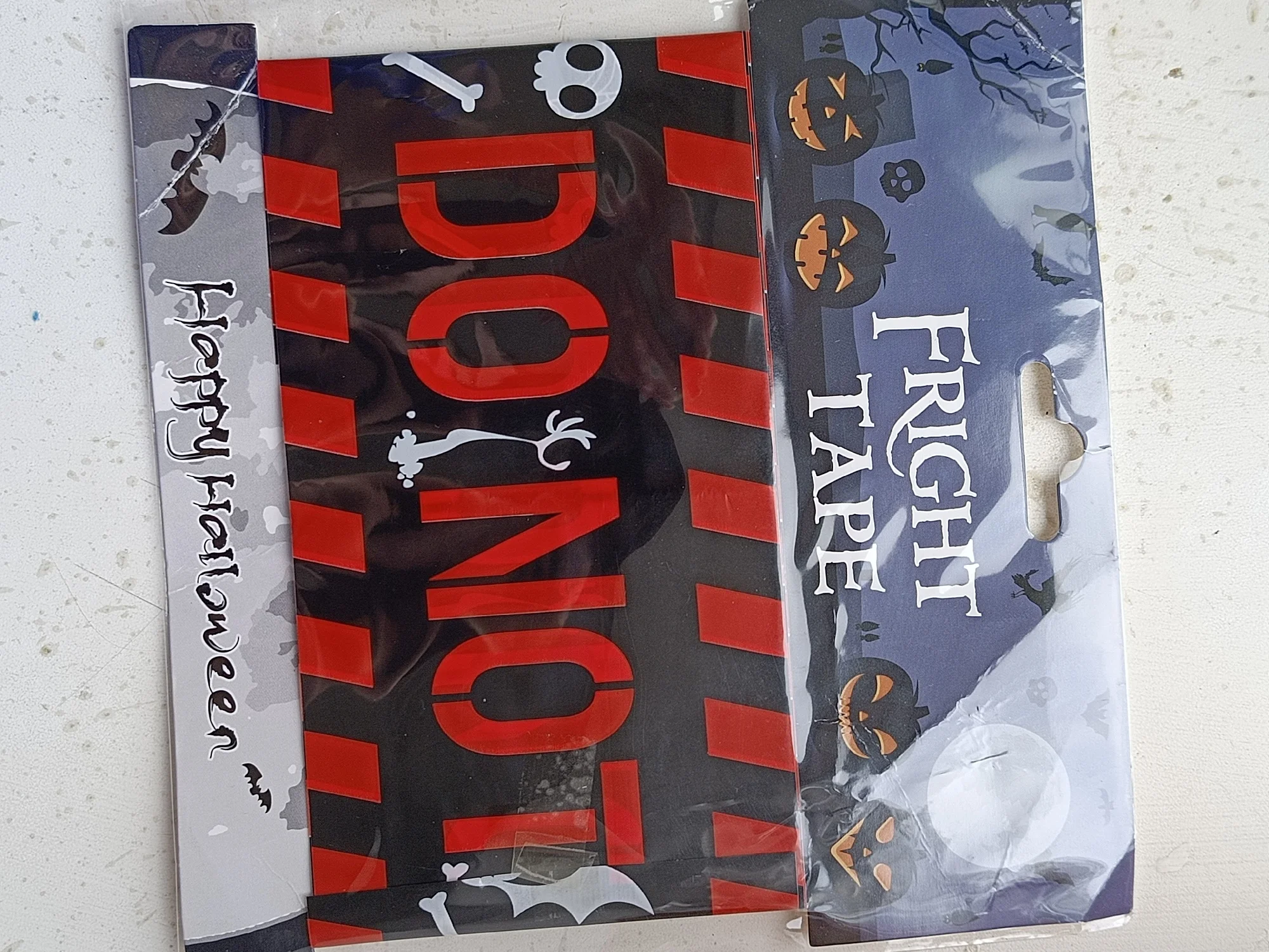 Halloween Warning Tape Signs Halloween Props Window Prop Party Danger Warning line 580x8.5cm Halloween Decoration Witch Balloons photo review