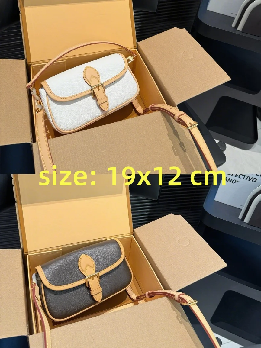 

2025 New 19x12 CM Fashionable Versatile bags leather cherry Portable can be carried on the shoulder no boxes