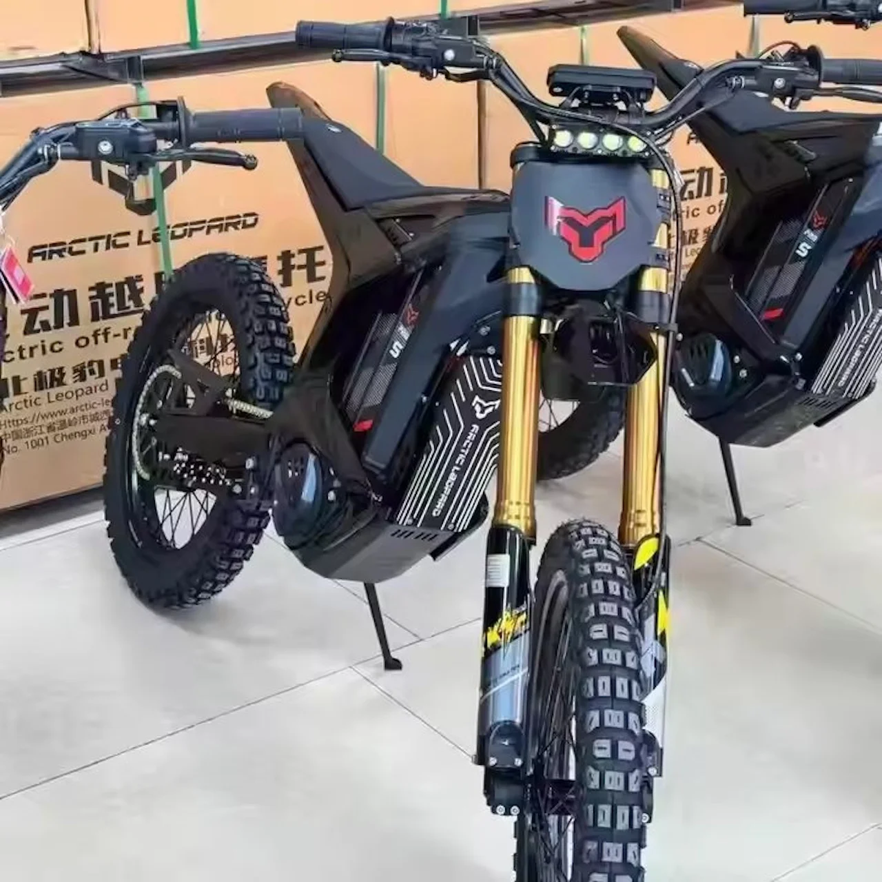 Arctics Leoparrd XE Pro 72V Electric Dirt Bike - Brand New High-Speed Off-Road Vehicle for Adventure And Racing