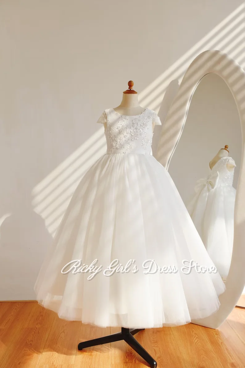 Simple White Sequin Flower Girl Dresses For Wedding Sleeveless A Line Floor Length Girl Birthday Pleated First Communion Gowns