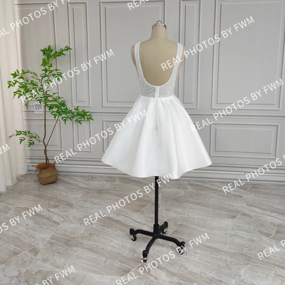 20054# Real Photos Simple Pearls Beading Tulle Mini Wedding Dress Women Elegant Customized Backless Short Bridal Gown For Party