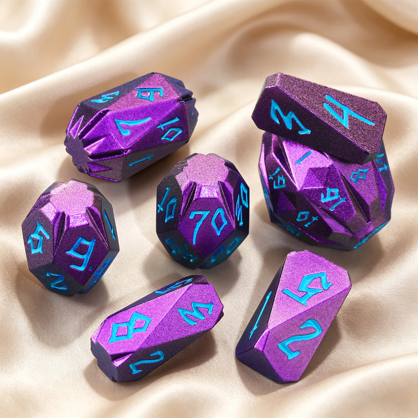 Metal Dice Set D and D for Dungeons and Dragon, 7Pcs Polyhedral DND Dice  RPG Dice for Role Playing Tabletop Games Purple