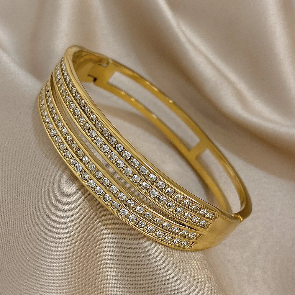 Freetry طبقة مزدوجة كامل حجر الراين الفولاذ المقاوم للصدأ الربيع الإسورة للنساء مقاوم للماء جولة واسعة سوار مجوهرات فاخرة هدية