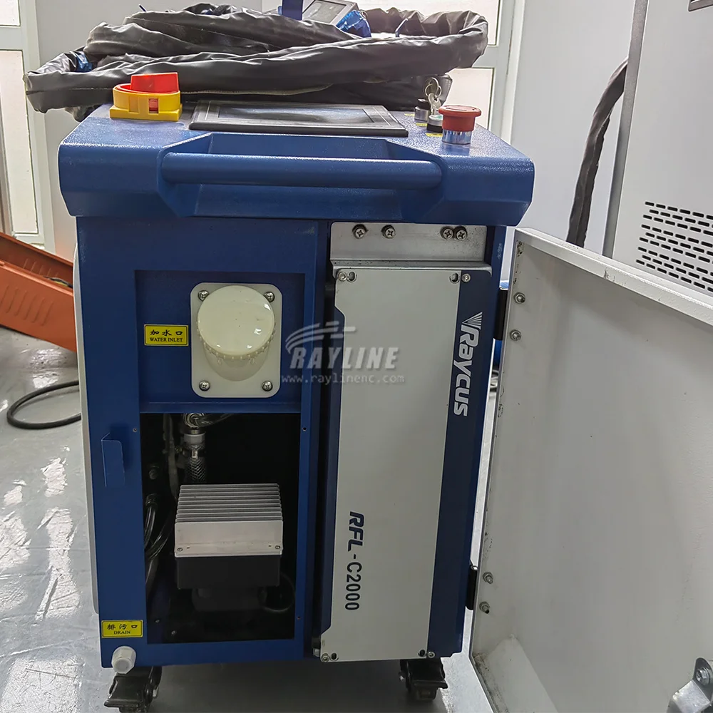 للبيع يده 300 واط 500 واط 1000 واط 2000 واط CNC الألياف الليزر الأنظف النفط الغبار الطلاء إزالة الصدأ نبض آلة التنظيف بالليزر