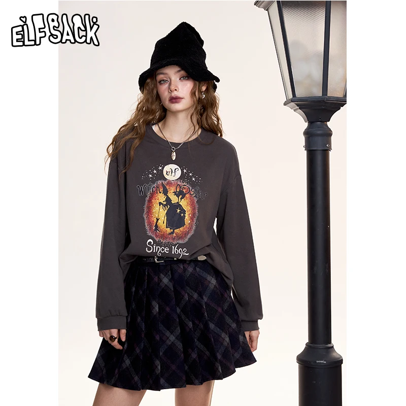 ELFSACK 2024 Winter New Arrivals Long-sleeved T-shirt for women, original witch print, retro, casual, bottoming shirt