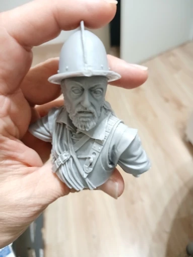 Buyer photo of this resin kit