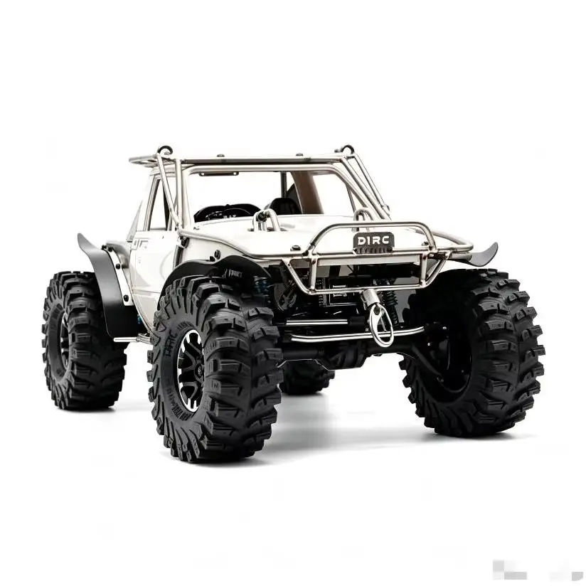 D1RC Rainforest RTR – rama z tytanowych rur, model RC do jazdy po trudnym terenie, przeznaczony do zawodów, wykonany ze stopu tytanu, zdalnie sterowany, pojazd z napędem na cztery koła. — 2