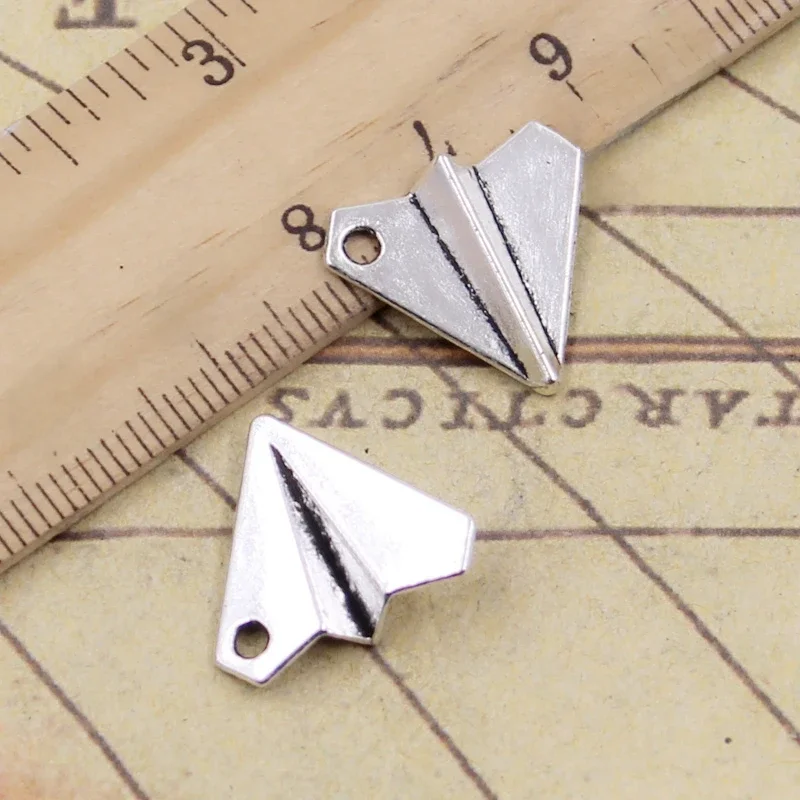 10 sztuk Charms papier samolot samolot 18x17mm tybetański brąz srebrny kolor wisiorki antyczny tworzenia biżuterii DIY Handmade Craft wisiorek — zdjęcie 2