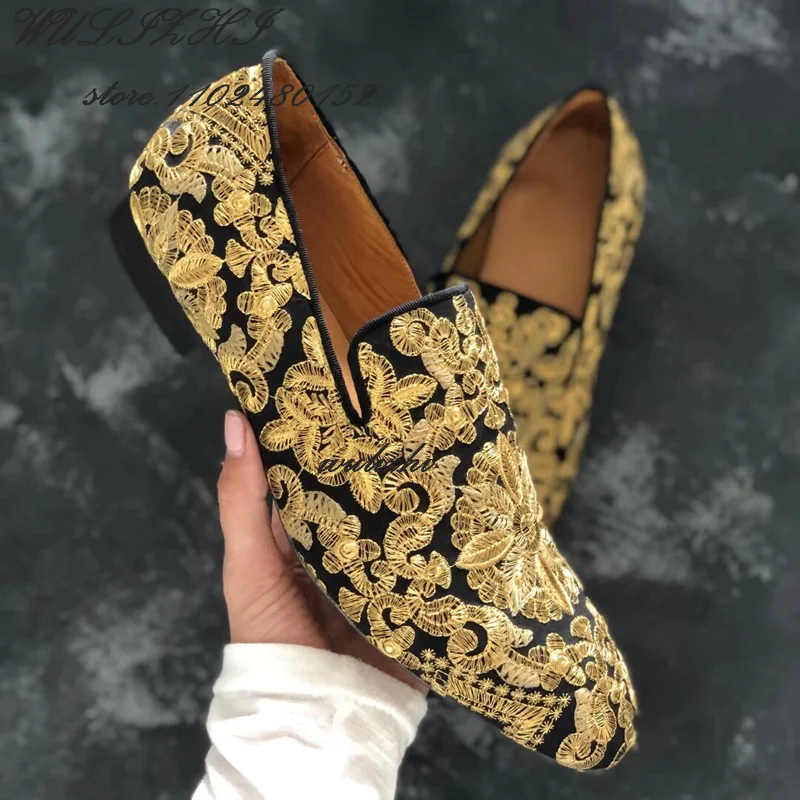 Yellow Totem Embroidered Gold Silk Sneaker Men Round Flat Soles Casual Sports Loafers Spring Party Oxfords Elegant Mules Wedding