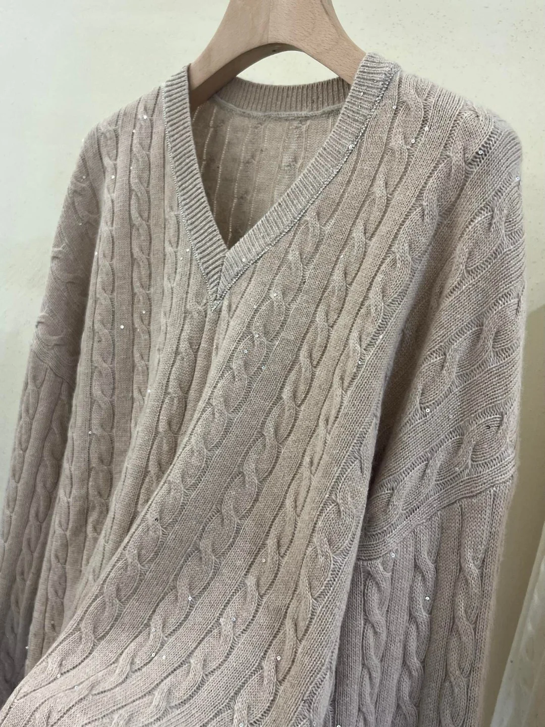 Casual loose merino wool twisted knit pullover