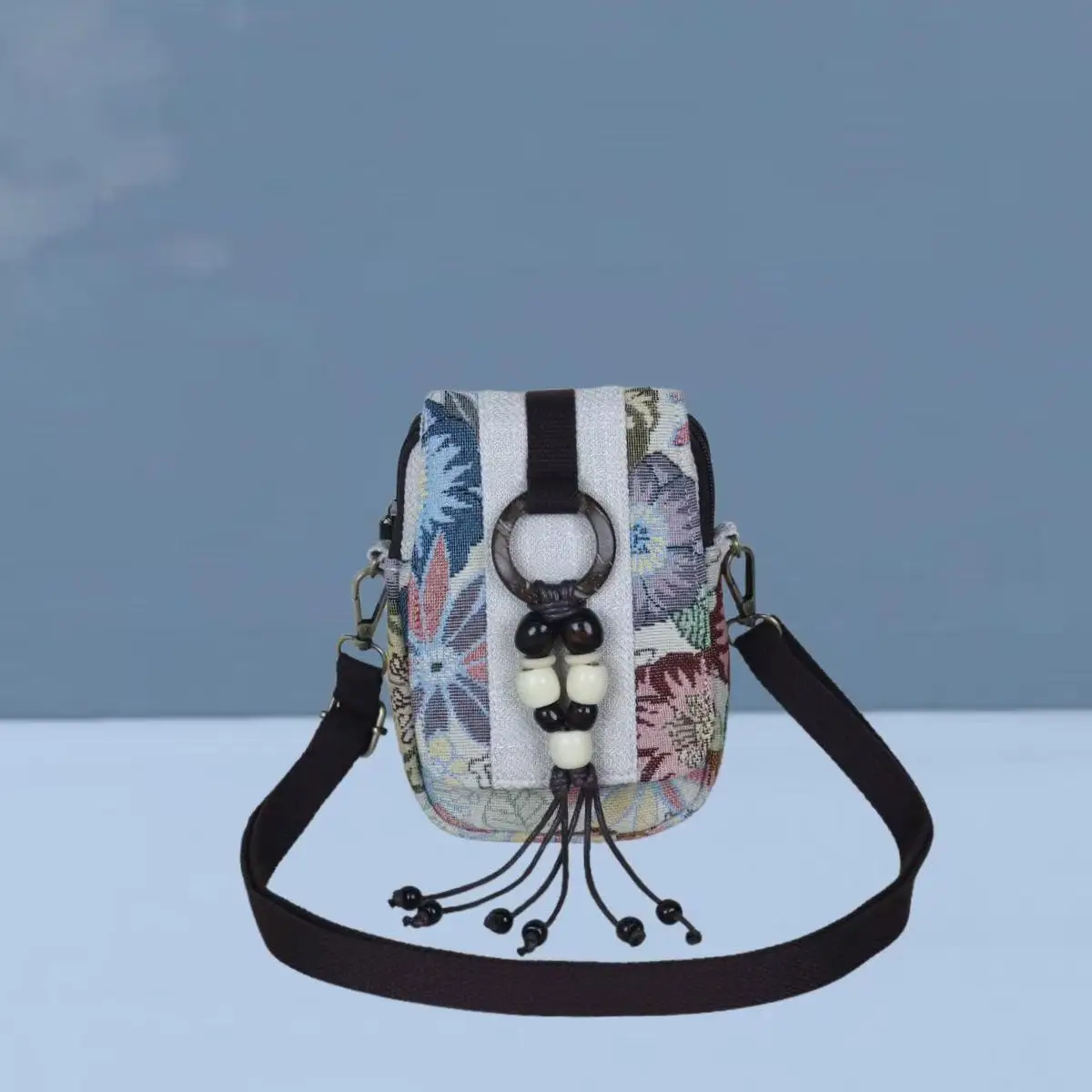 

Boho Ethnic Floral Printed Canvas Phone Bag Wooden Bead Tassel Black Strap Mini Pouch Women's Valentine's Day Gift 202