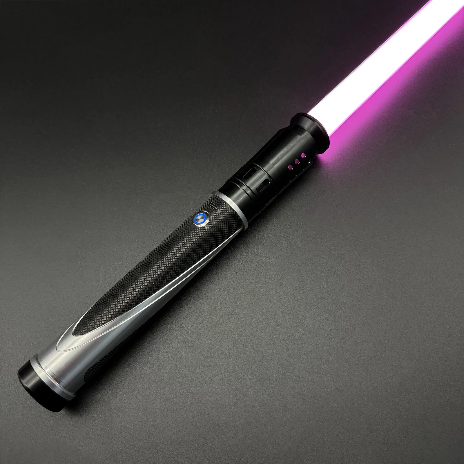 Lightsaber XT1 Laser Sword RGB PIXEL Sensitive Swing Heavy Duel Lock Up LED Strip Smooth Swing Cosplay Game Movie Prop