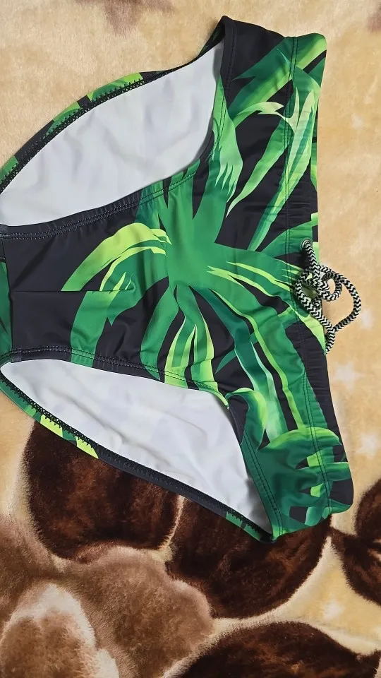Men's Swim Briefs Sexy Swimming Short Water Sport Beach Short Pants Swimsuit Swimwear Sexy Male Suilt Surfing photo review