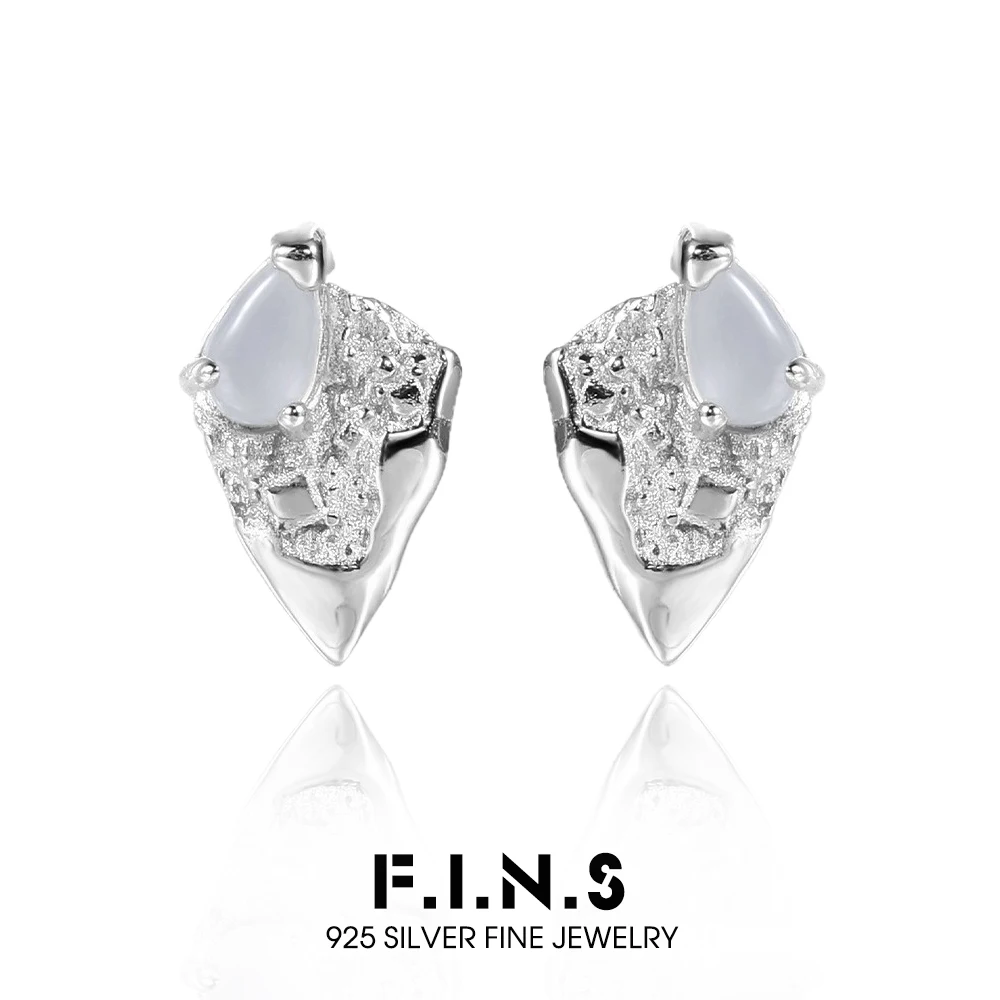 

Серьги-гвоздики F.I.N.S из стерлингового серебра S925 с минималистичным дизайном в форме капли из халцедона, нестандартной формы, для пирсинга, изысканные ювелирные изделия, предотвращающие аллергию