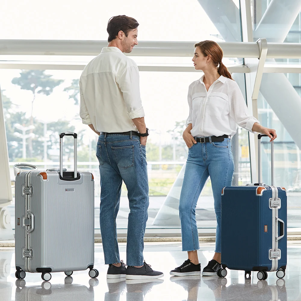 ناقلة بضائع عسكرية سويسرية ، إطار من الألومنيوم ، حقيبة سفر ، عربة بعجلات ، عربة بوليستر ، WT ، PC ، ABS ، قفل TSA ، C62N