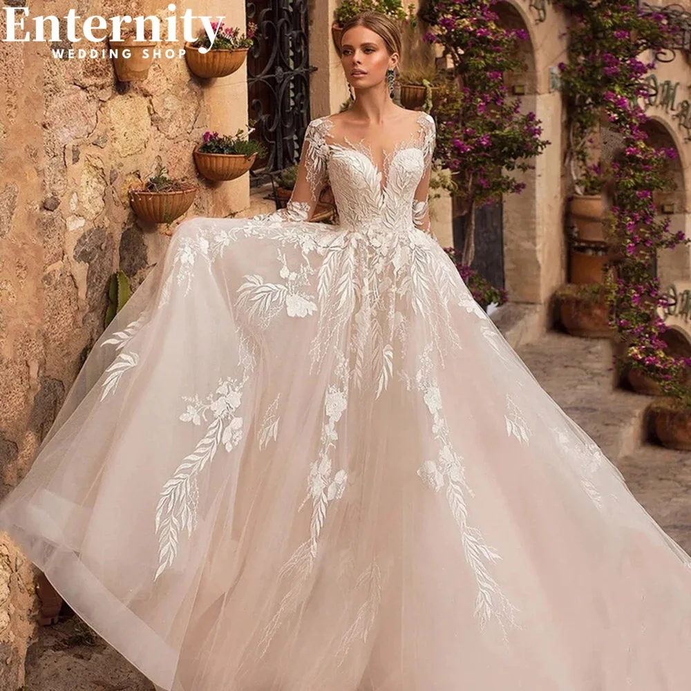 

Princess Sheer O Neck Illusion Back Bridal Gown Lace Appliques Long Sleeves Robe De Mariée A Line Court Train Wedding Dress