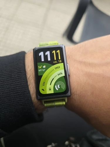 HUAWEI Band 11 Pro Fitness Band photo review