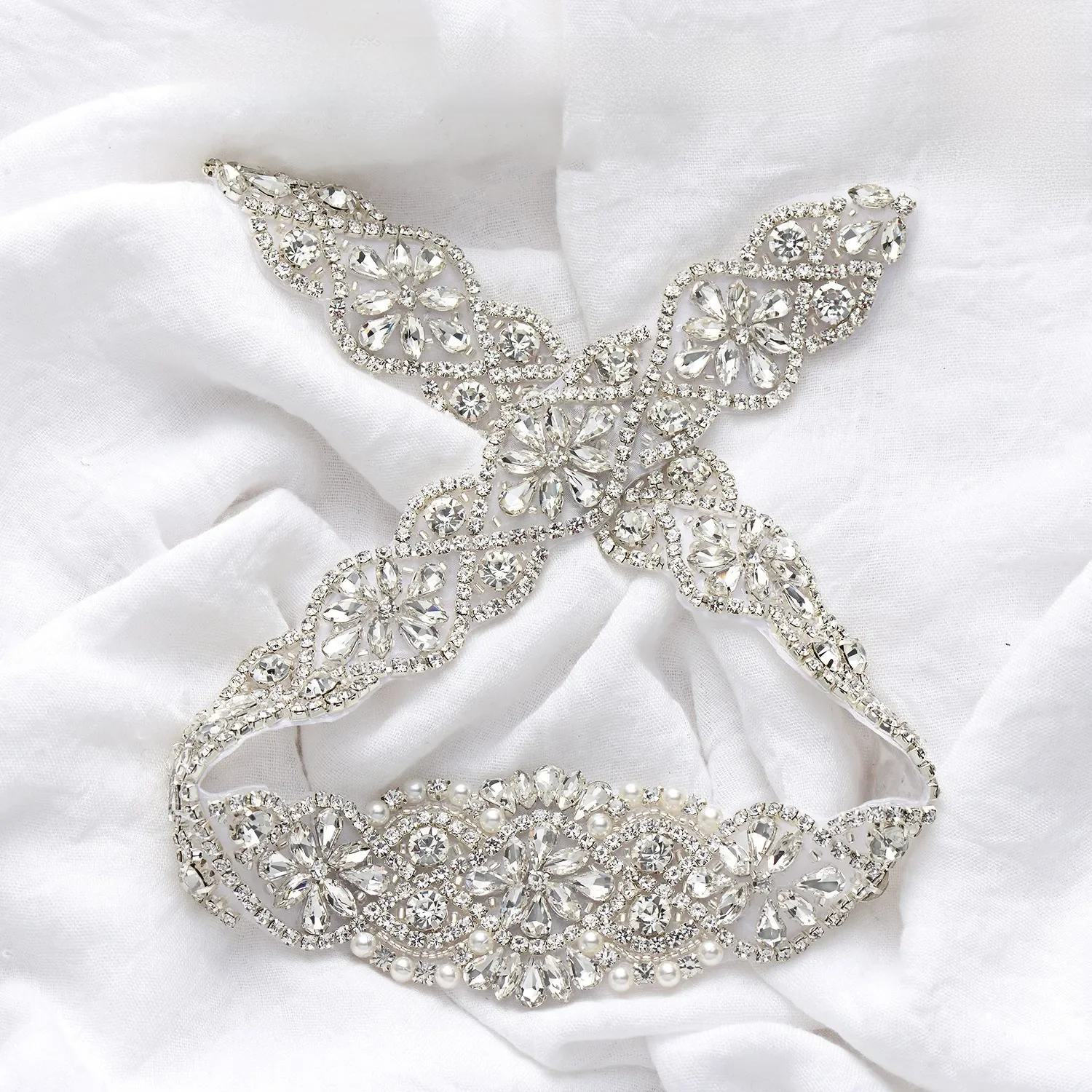 (1PC) srebrny Rhinestone krystaliczna naprasowywane aplikacje pas żelazko na ślubne, z koralikami bridal tapicerka do sukni ślubnych odzież WDD0209 — zdjęcie 2