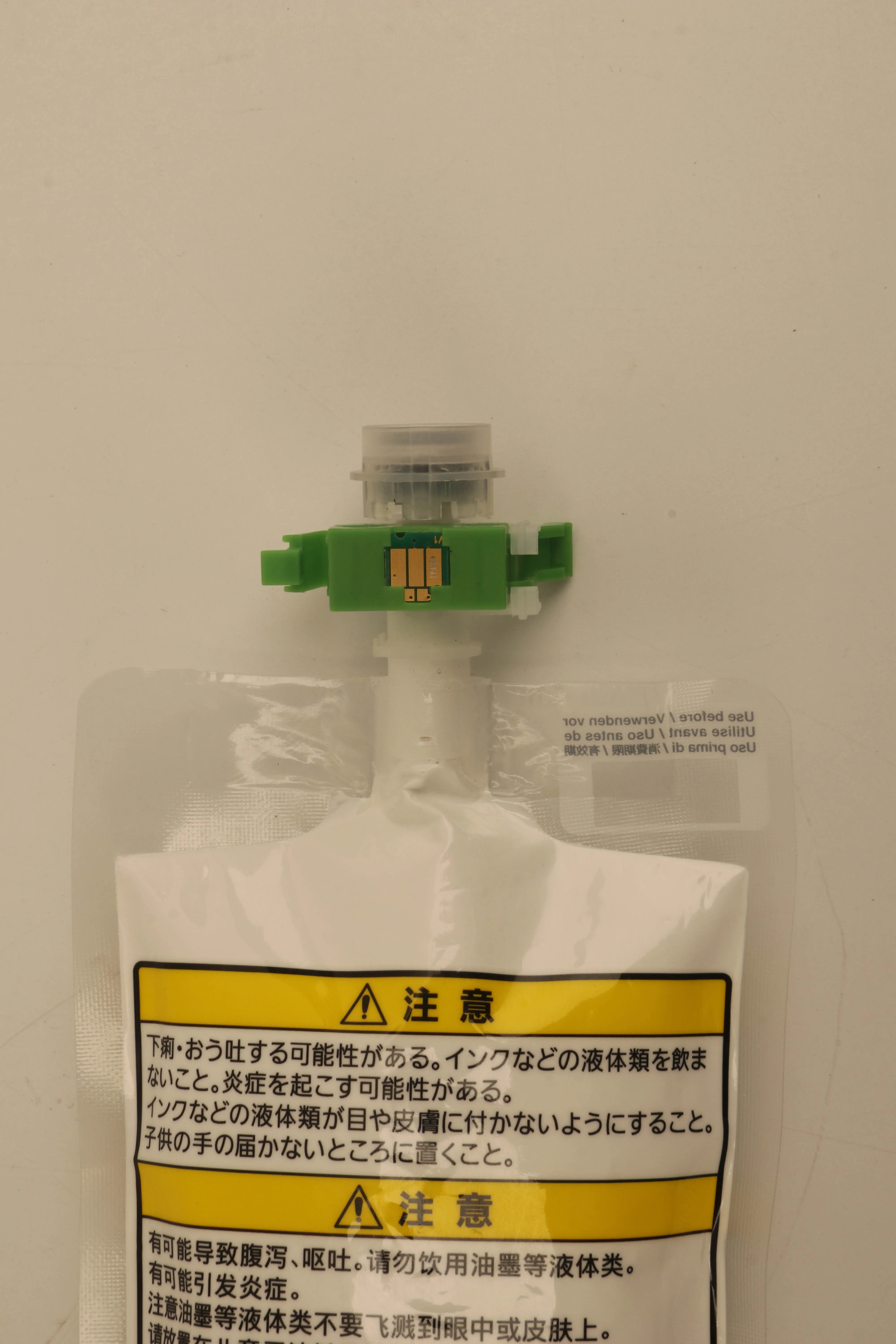 700ML/Bag GTX Ink Bag With One Time Chip DTG Ink Bag For Brother GTX-422 GTX-423 GTX-425 GTX-600 GTXPRO GTX Ink Bag Printer