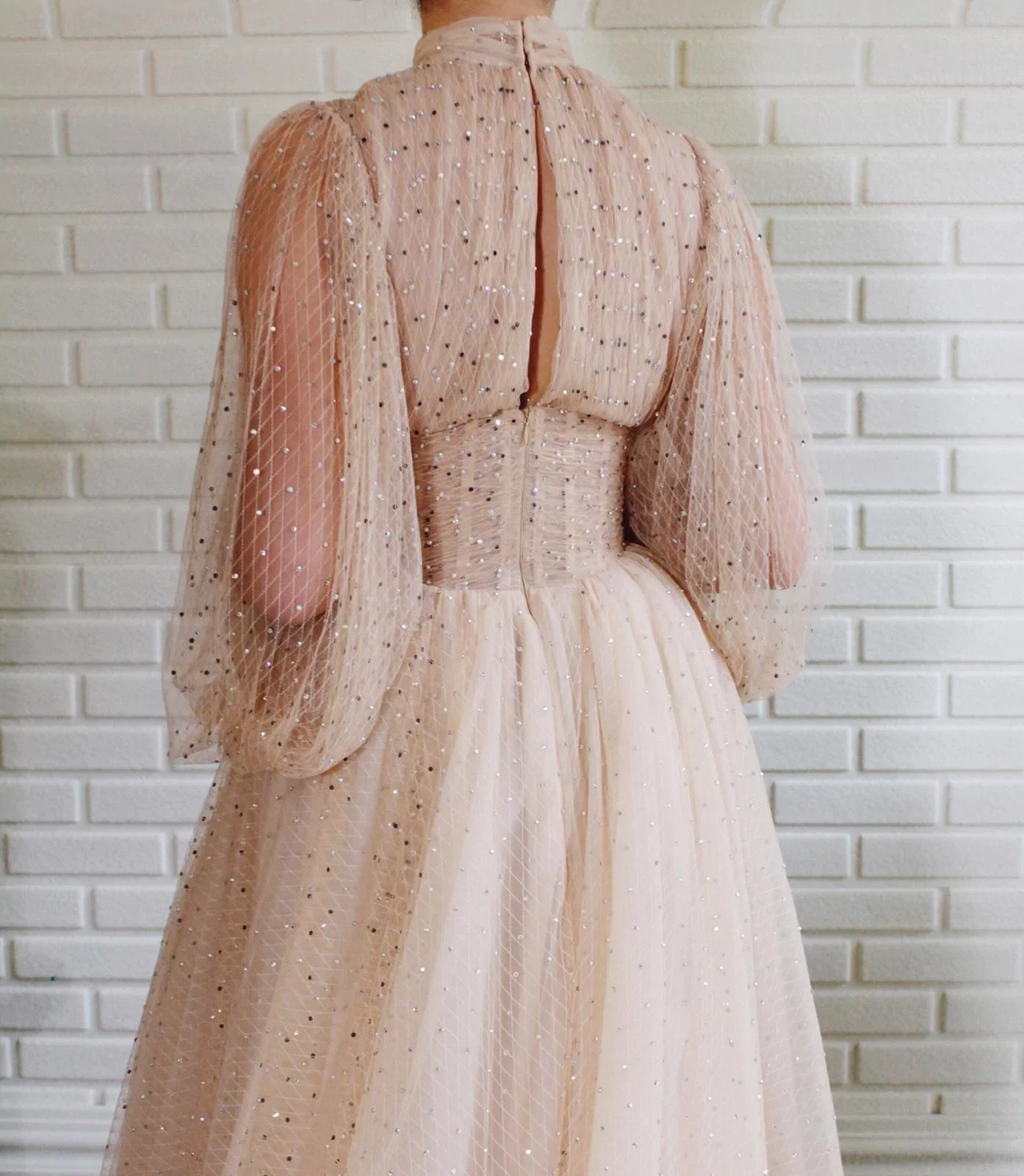 Vestido de noite com mangas compridas inchadas para mulheres, pérolas frisadas linha A, vestido de baile de tule, fenda lateral, fotos 100% reais, festa de casamento, 15206