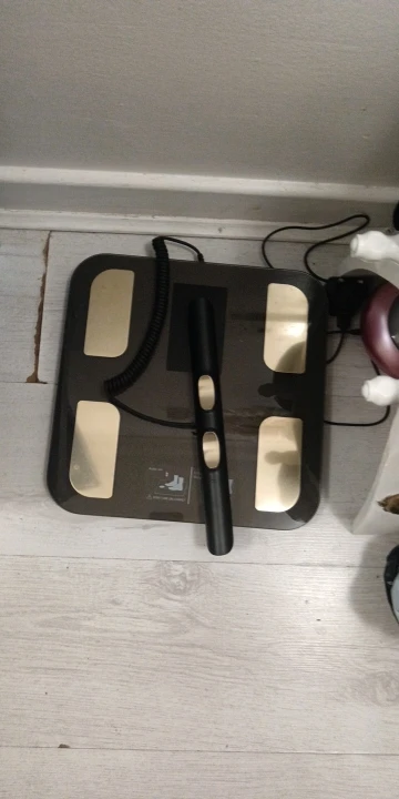Smart Body Composition Scale with Handheld Sensor – 1.5 m Spiral Cable | Fitness & Health Tracker