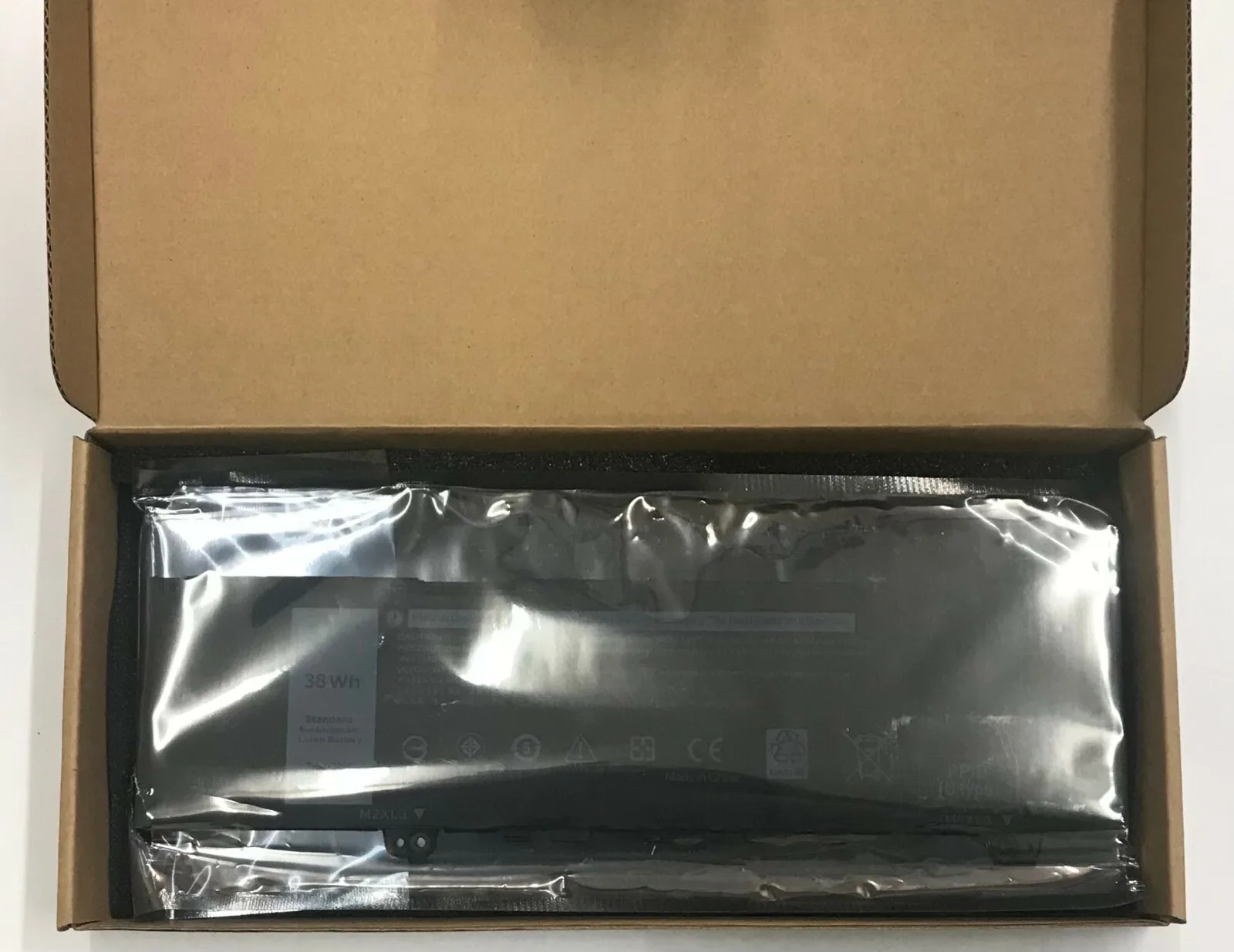 New OEM 38Wh F62G0 Battery for Dell Inspiron 13 7000 2-in-1 7373 7386 7370 7380 5370 F62G0 RPJC3 Fast Shipping Within 24  Hours view 3