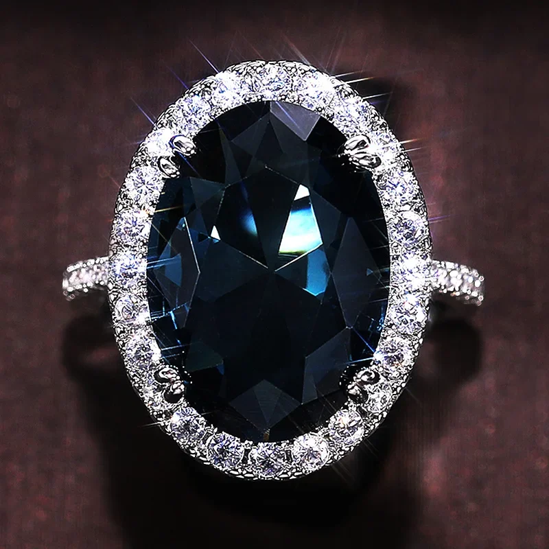 Huitan Charming Blue CZ Frauen Ringe Hochzeit Party Zubehör Bling Bling Anmutige Braut Ewigkeit Ring Trendy Schmuck Großhandel