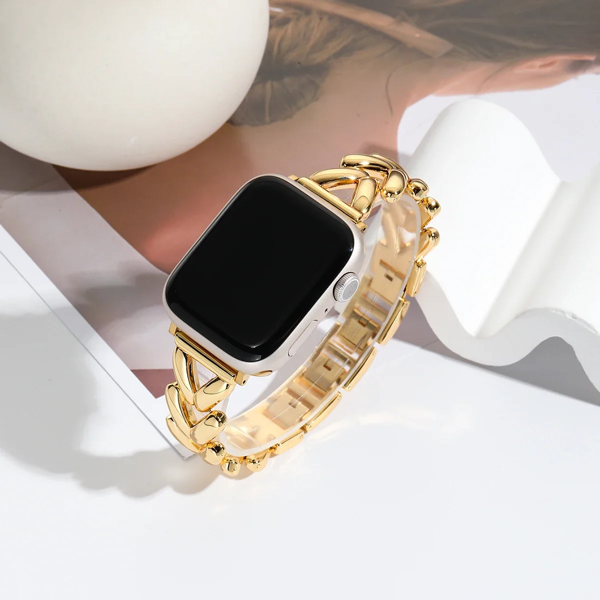 Luxe gouden horlogeband voor Apple Watch 44 mm 8 7 9 41 mm 6 5 roestvrijstalen damesarmband voor iWatch Ultra 40 mm 42 mm 49 mm band - afbeelding 2
