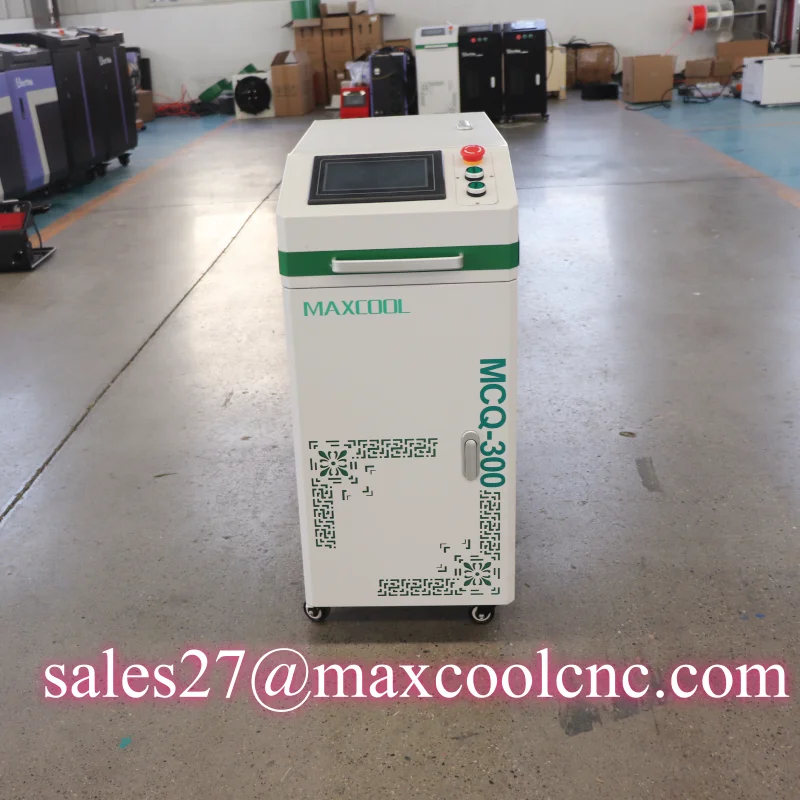 2025 Handheld Pulsed Fiber Laser Cleaning Machine Metal Oil Rust Paint Removal Mini Laser Cleaner 300W 500W for Wood Furniture