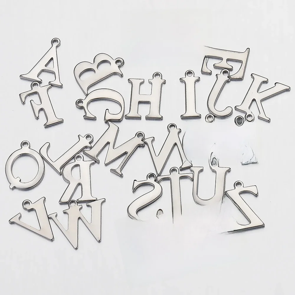 20 stks Rvs Letter Charm Initial Charms Enkele Alfabet Kralen Hangers voor Ketting Sieraden Maken DIY Groothandel - afbeelding 2