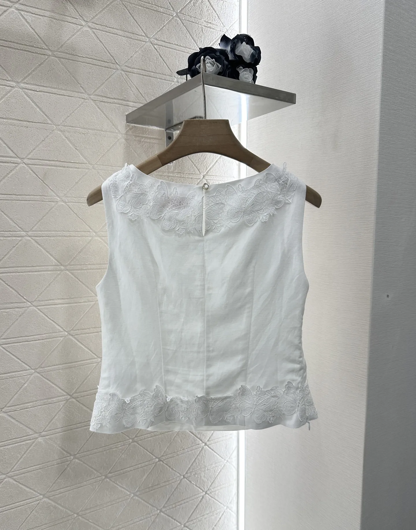 

2025 New Skirt Vest Set Zippers Embroidery O-neck Linen Solid Butterflies Fashionable Versatile Slimming Figure-hugging