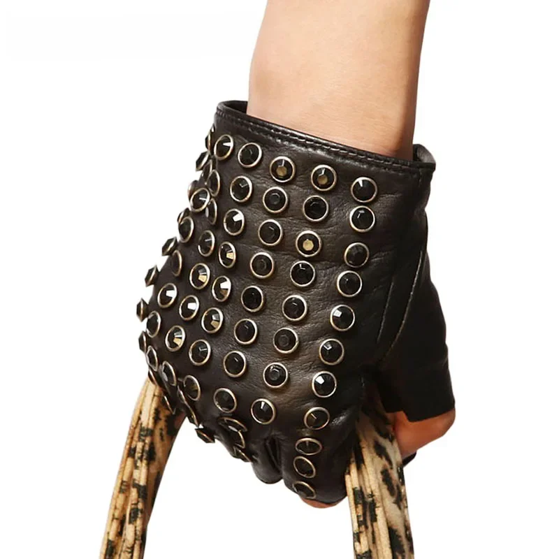 Półpalcowe oryginalne skórzane rękawiczki damskie czarne rękawiczki z półpalcami moda Punk kożuch z dżetów rękawica do jazdy L116 — zdjęcie 2