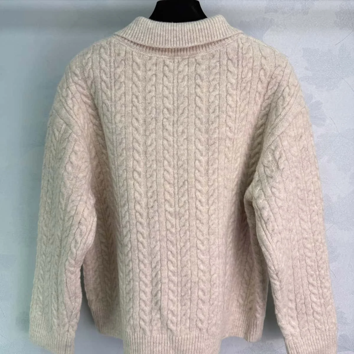 

Новинка 2023 года, женский вязаный свитер, классический пуловер большого размера с круглым вырезом, шерстяной мягкий повседневный джемпер, универсальный свободный топ на осень