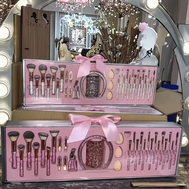 Professionnel 32 pièces cristal diamant pinceau de maquillage ensemble strass MakeupBrush ensemble cadeaux pour femme Unique Bling Glam pinceaux de maquillage