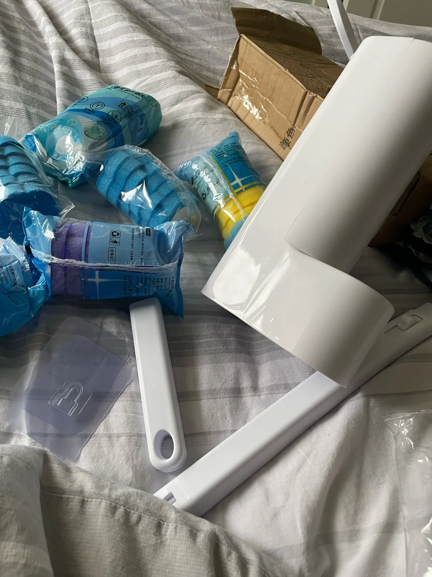 6/18/36-Pack Disposable Toilet Brush Heads - No-Corner Cleaning & Easy Replacement | Hygienic Bathroom Essentials photo review