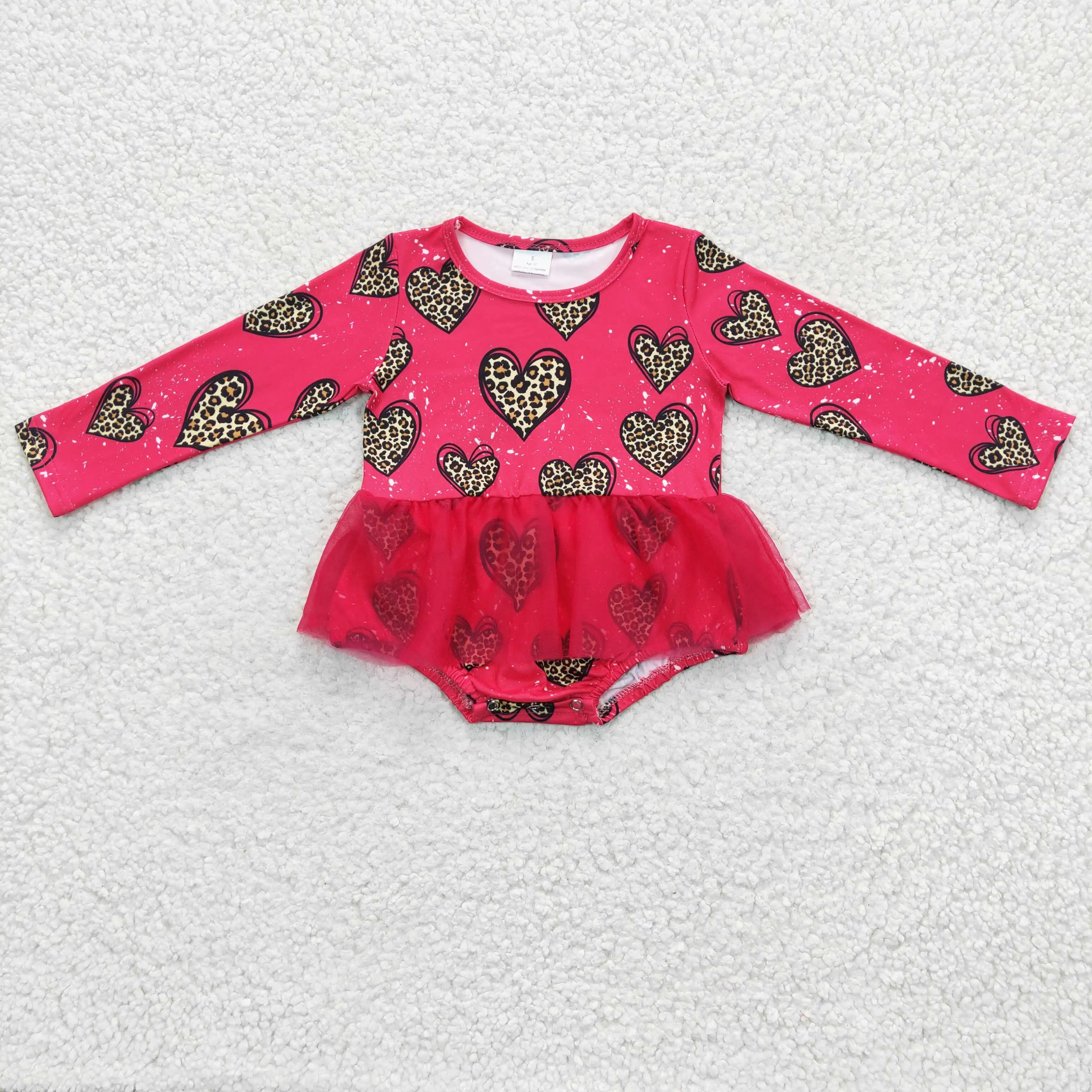 Z813-03 LR0253 baby girls red long sleeve voile romper with leopard heart print