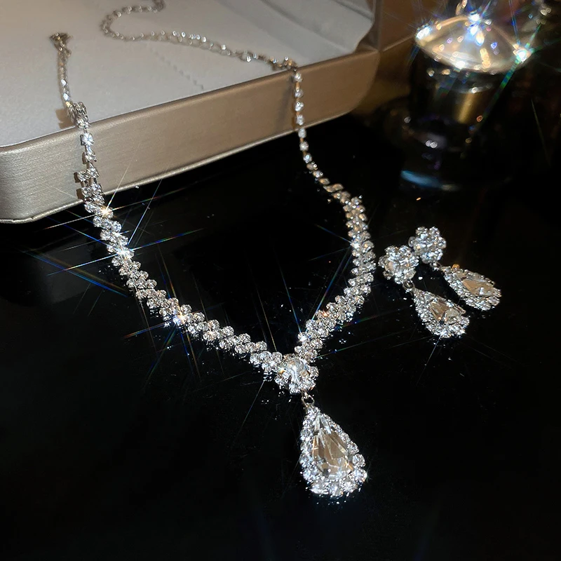 3pcs Bride Crystal Necklace Earrings Set Wedding Jewelry Sets Rhinestone Choker Necklace Prom Jewelry Set for Women and Girl