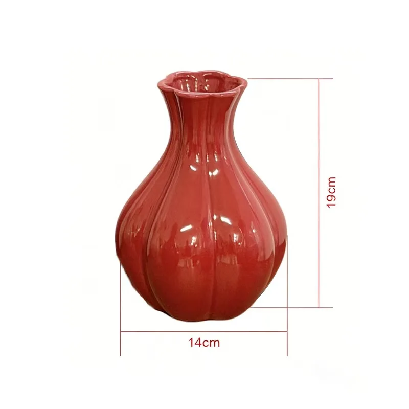 French black earthenware vase for flower arrangement, luxurious and high-end decorative piece for the living room, suitable for
