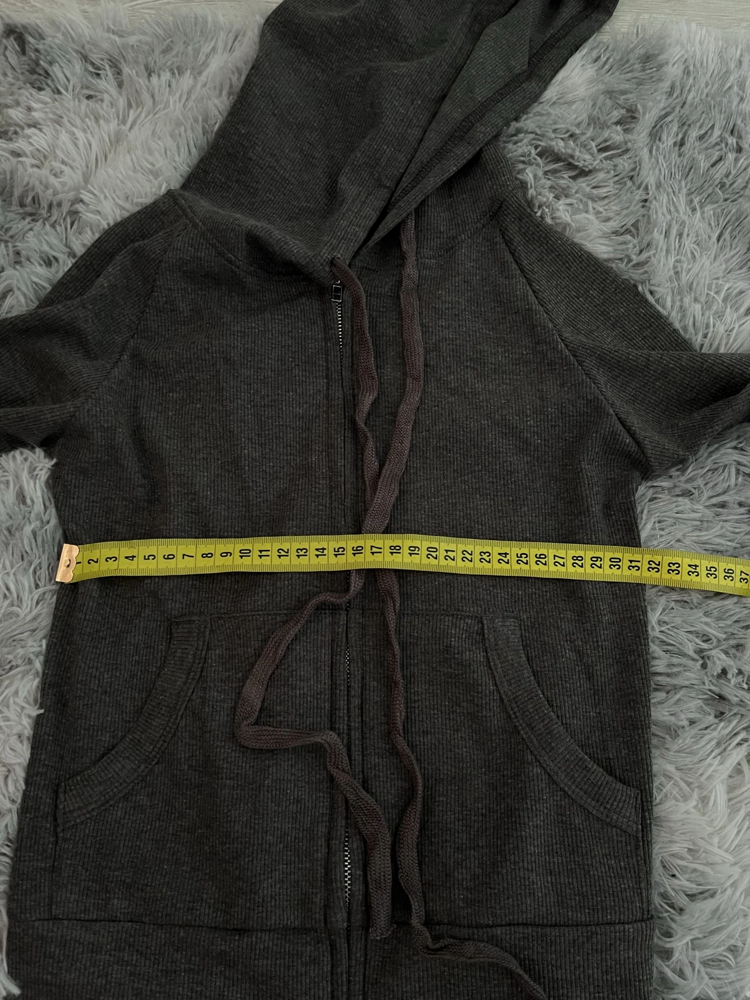 Review image 3