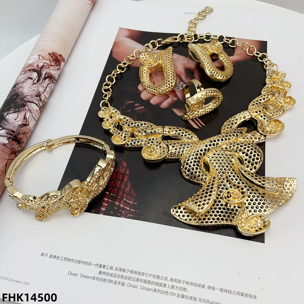 Italian Gold Plated Women Jewelry Set Big Classic Design Necklace Earring Bracelet And Ring 4PCS Set Jewelry FHK14500