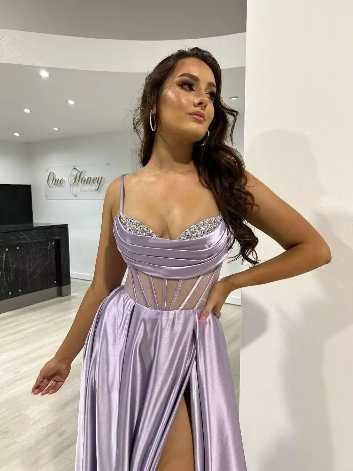 Spaghetti Straps Satin Ball Dress Slim Fit A-line Bridesmaid Dress Long Cowl Neck Tight Corset Formal Evening Dress 2024 Hot