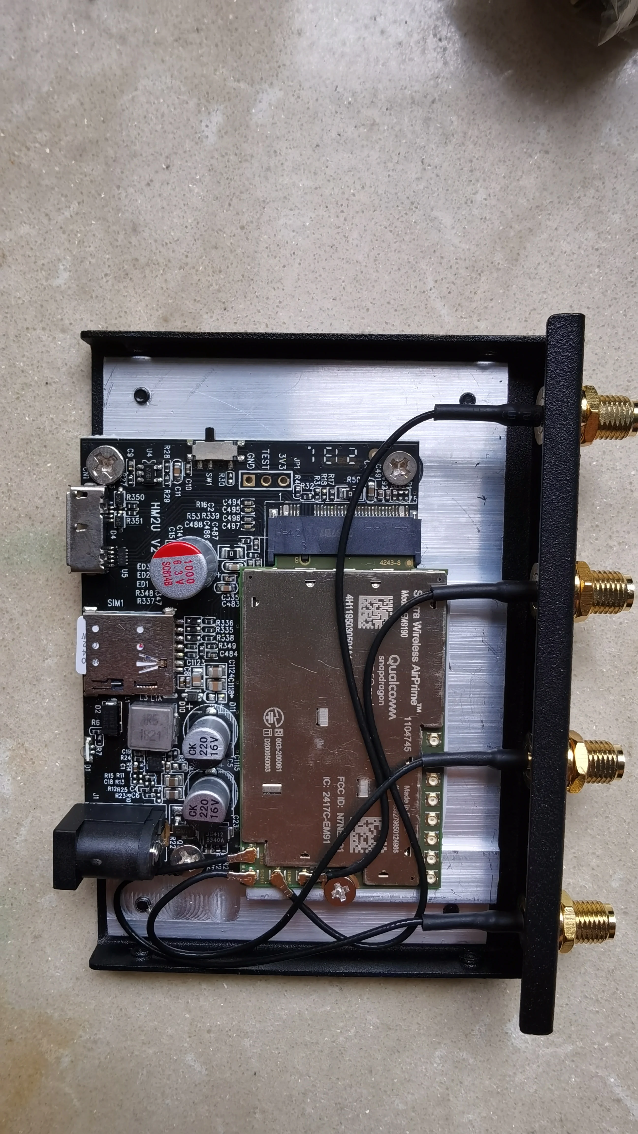 SIERRA WIRELESS EM9190 5G NR Sub-6 GHz and mmWave 4G LTE Cat 20