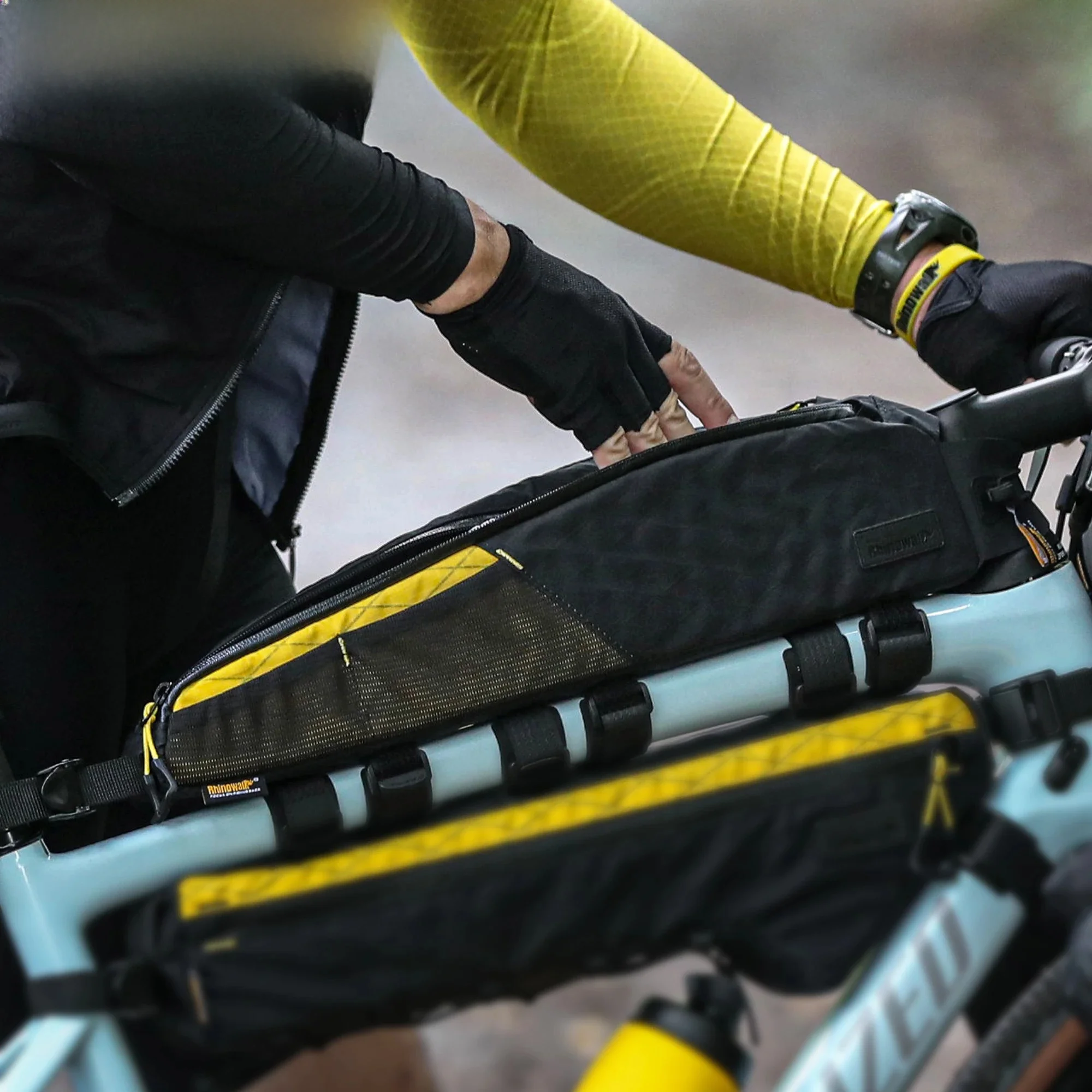 AliExpress Rhinowalk BIke Top Tube Bag 2.1L Water-Resistant Bike Frame Storage Luggage For MTB&Road Bike With 18Inch Or Larger Frame Length