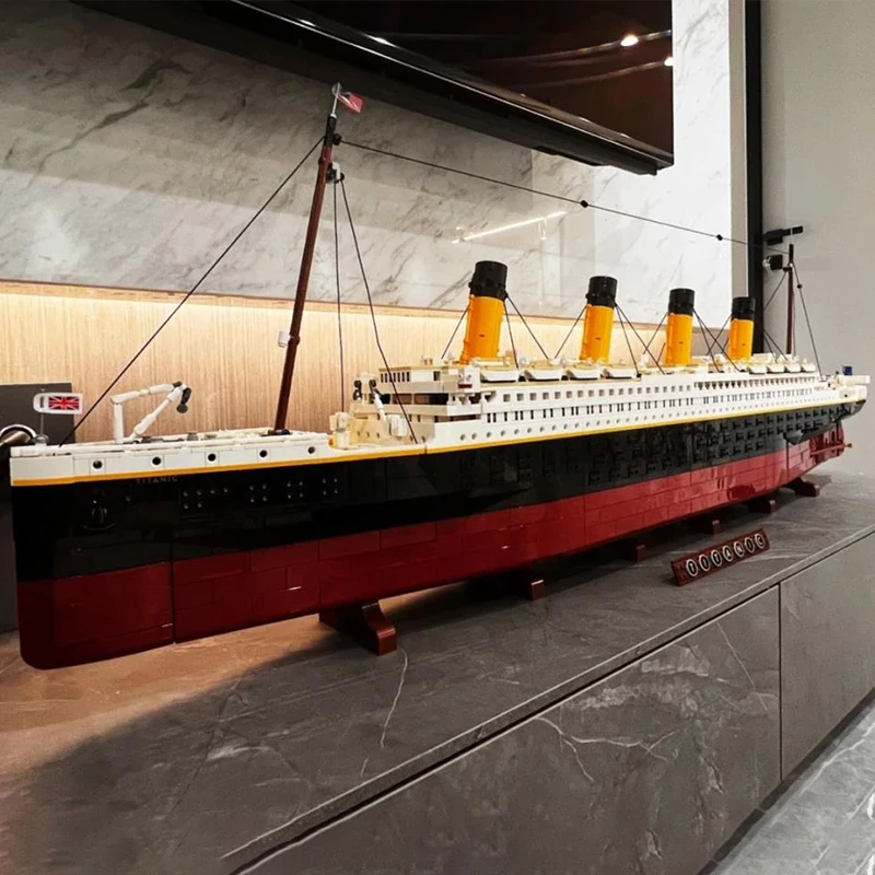 9090 pz Grande Barca Da Crociera Building Blocks Set Adulti Nave A Vapore Modello di Mattoni Giocattolo Di Compleanno Regali Di Natale Compatibile 10294